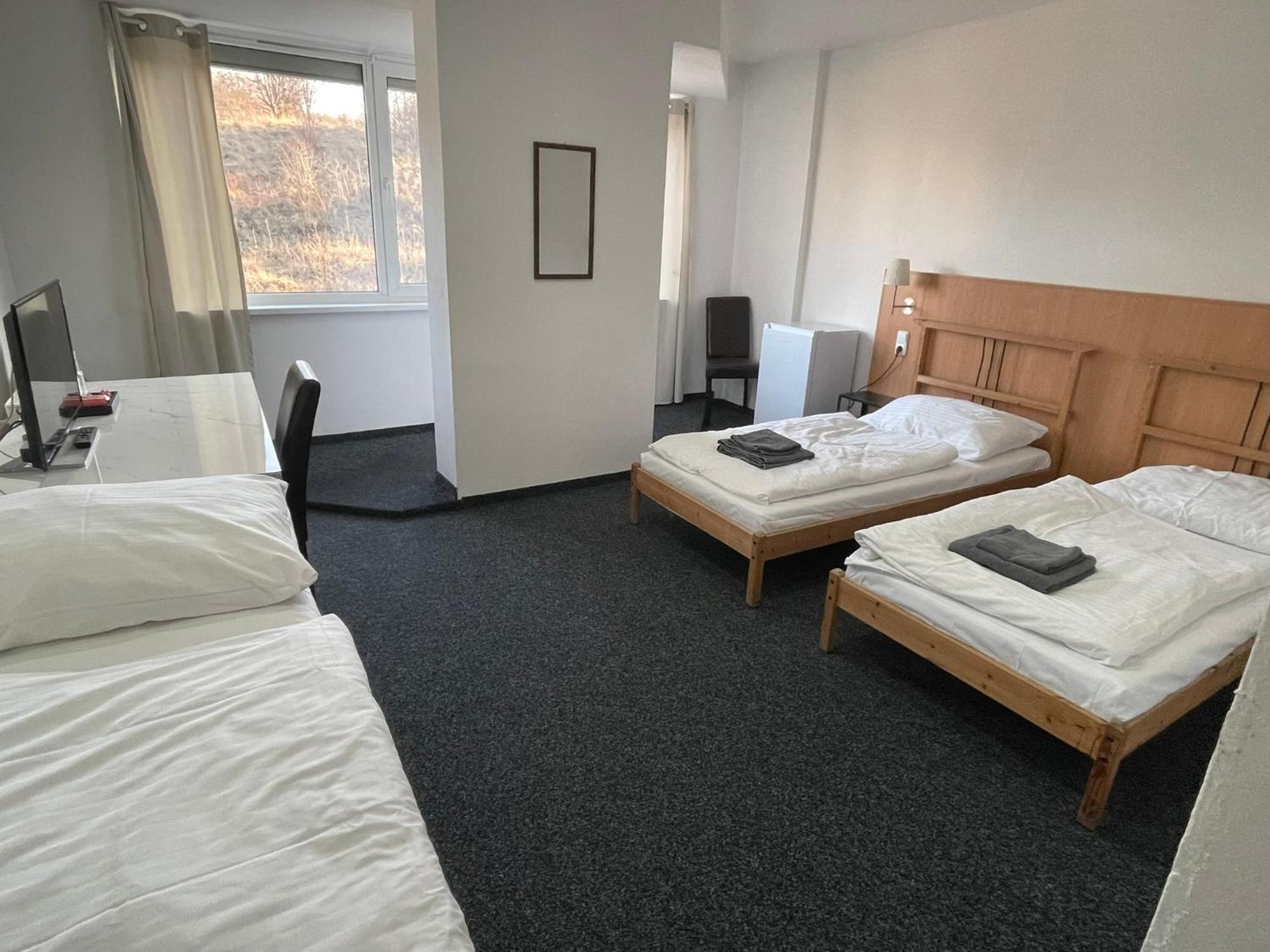Hotel Joker Obrnice Dış mekan fotoğraf