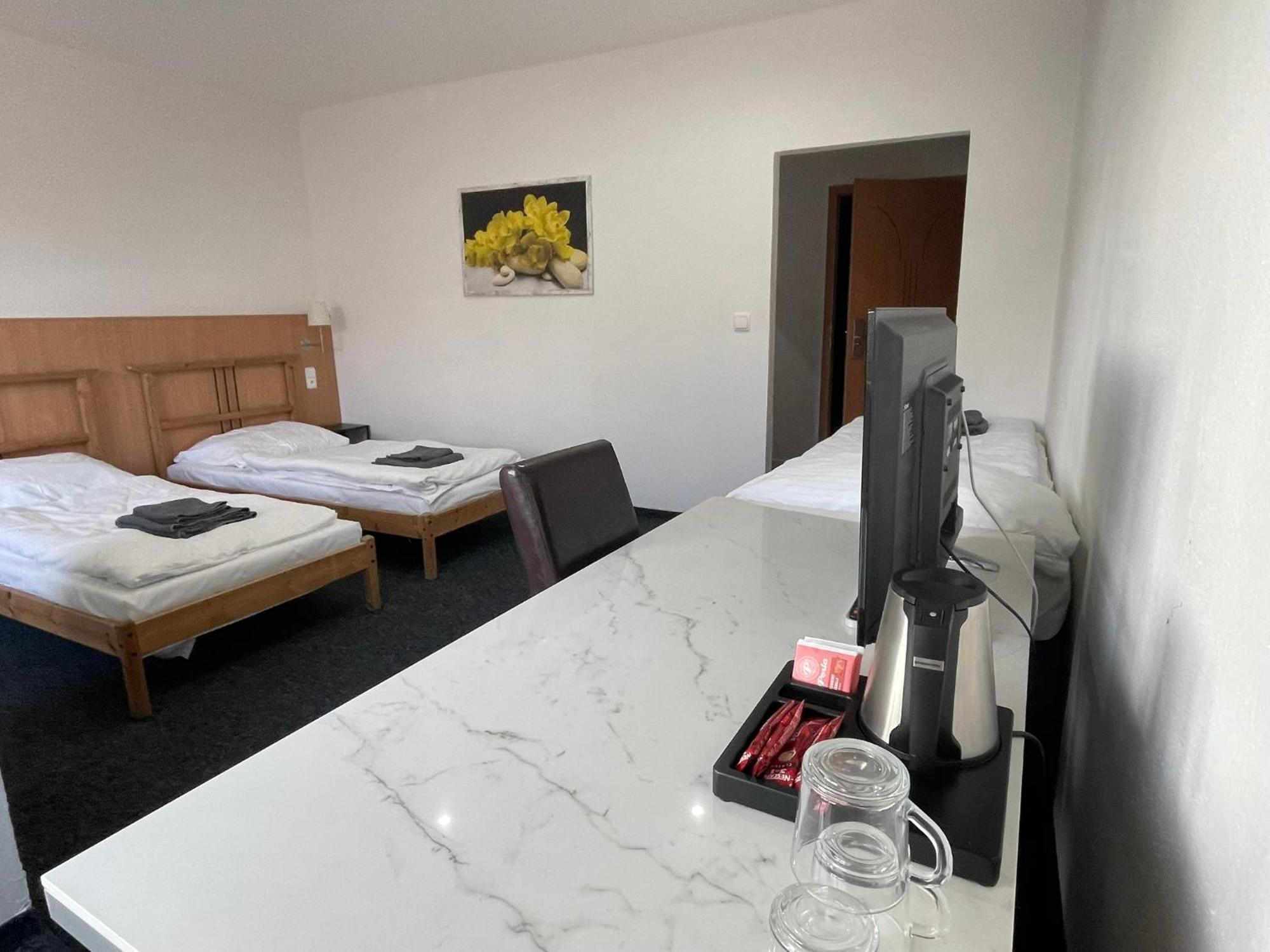 Hotel Joker Obrnice Dış mekan fotoğraf